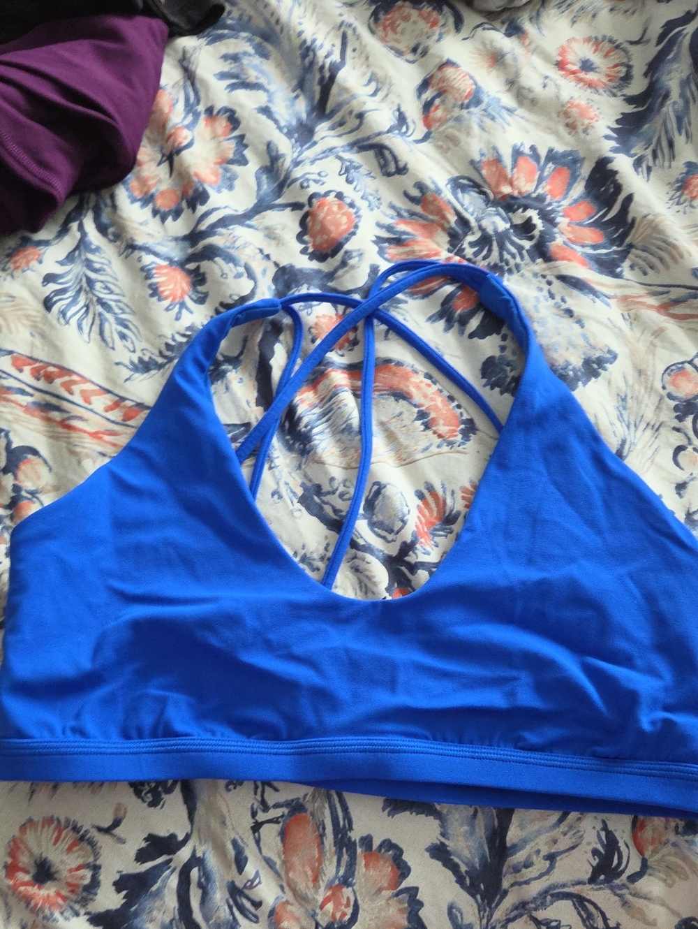 Lululemon Nulu Strappy Scoop Neck Bra 12